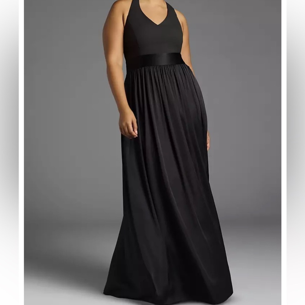 White by Vera Wang Black Halter V-Neck Evening / Bridesmaid Gown 10